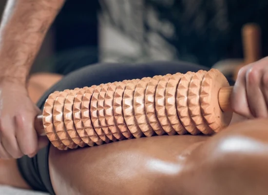 deep-myofascial-sports-massage-london.webp