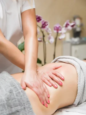 woman-having-an-professional-massage-of-the-abdome-2026-01-08-05-29-26-utc